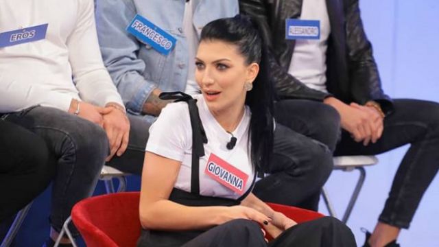 Galleria foto 'Uomini e Donne, Trono Classico in onda oggi: a rischio la scelta di Giulio Raselli' - foto 2