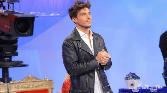 Galleria foto 'Uomini e Donne, Daniele Dal Moro inizia il suo percorso sul trono, Martina Nasoni: “Gli auguro di innamorarsi e di essere amato”' - foto 2