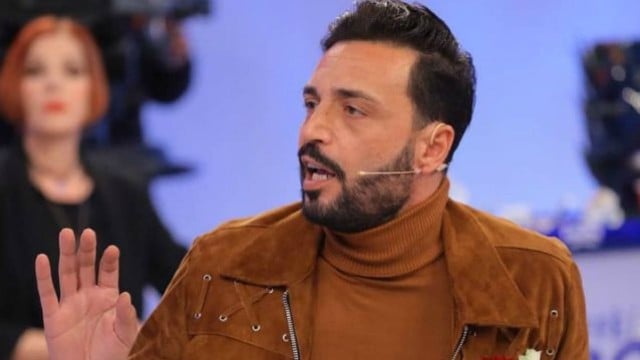 Galleria foto 'Uomini e Donne, oggi il trono over: lacrime di commozione per Veronica e Roberta' - foto 1