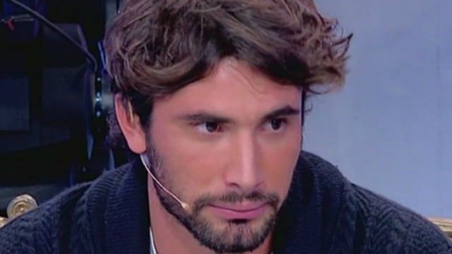 Galleria foto 'Uomini e Donne, l’intervista a Marianna Vertola: “I baci con Carlo sono pieni di passione”' - foto 1