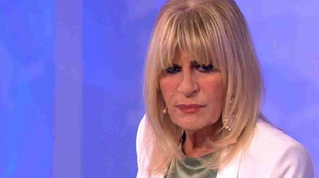 Uomini e Donne trono over, anticipazioni: Gemma è furiosa, Gianni Sperti svela Barbara