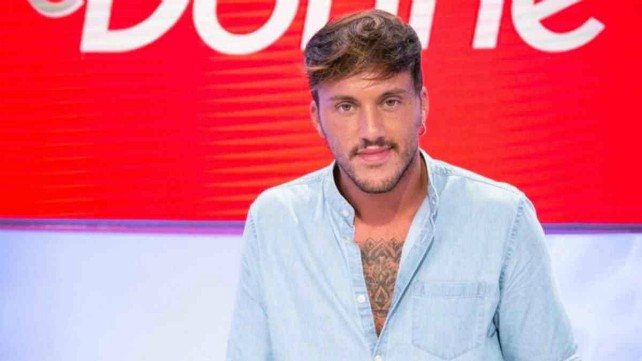 Galleria foto 'Uomini e Donne anticipazioni trono classico: Giovanna Abate e Giulio Raselli a confronto, ospite a sorpresa' - foto 1