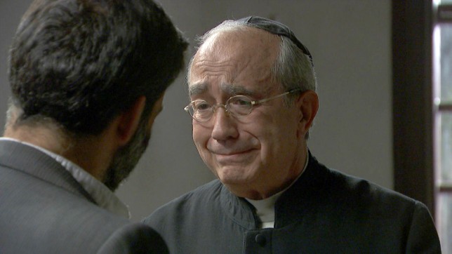 Il Segreto Anticipazioni del 25 marzo 2020: Don Anselmo confessa a Don Berengario che Marina…
