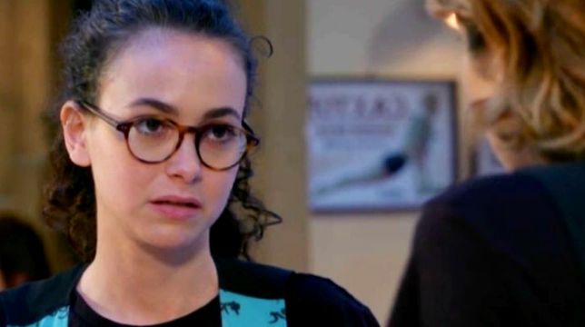Un Posto al Sole Anticipazioni del 18 marzo 2020: Alex fa incontrare Rosaria e Carla