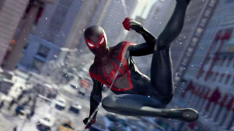 Galleria foto 'Miles Morales torna in uno Spider-Man tutto per la Playstation 5 a Natale' - foto 1