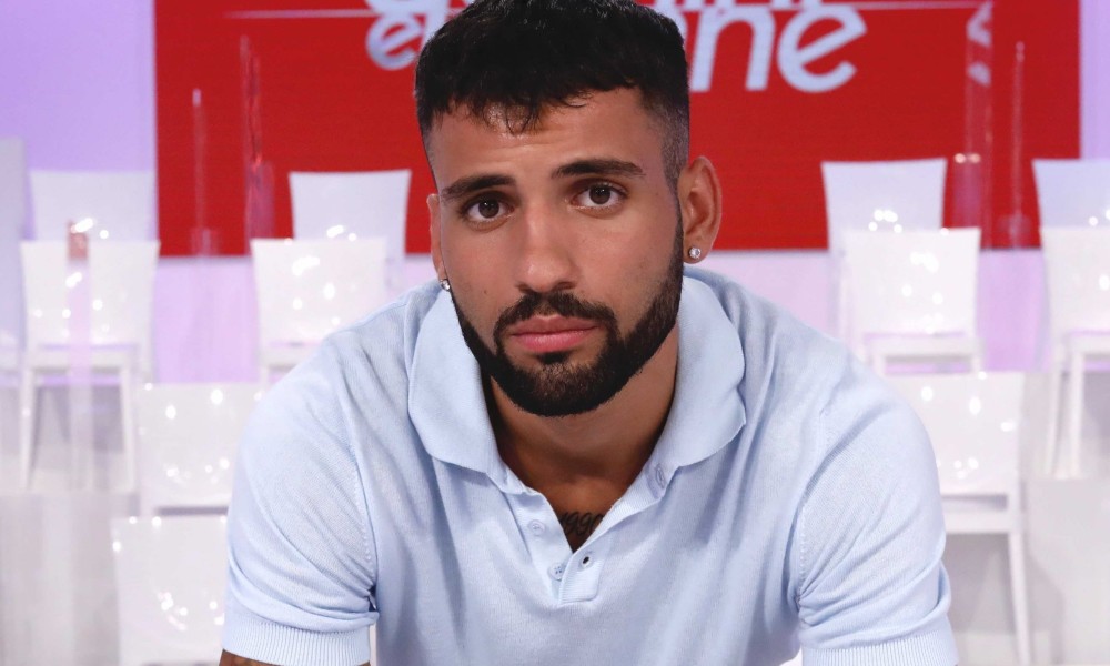 Uomini e Donne: il nuovo tronista Matteo sorprende tutti e fa la sua scelta