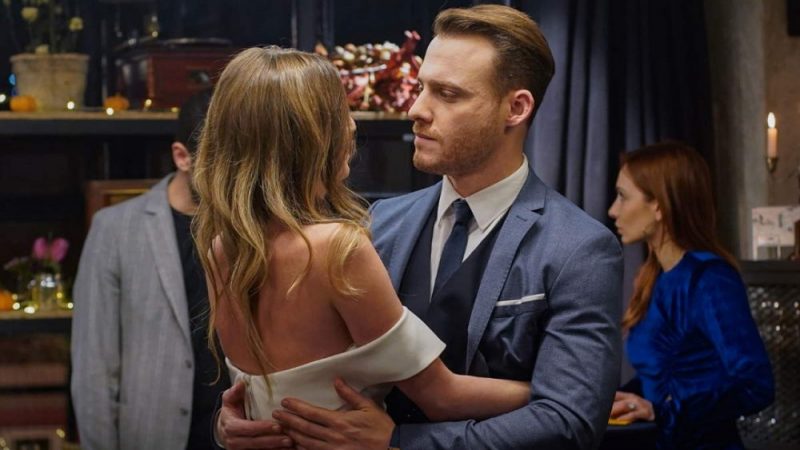 Galleria foto 'Love is in the Air 19 ottobre 2021 Anticipazioni: Serkan ama Selin!' - foto 1