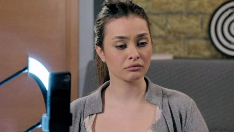 Galleria foto 'Un Posto al Sole 3 novembre 2021 Anticipazioni: Speranza si fa coraggio…' - foto 1