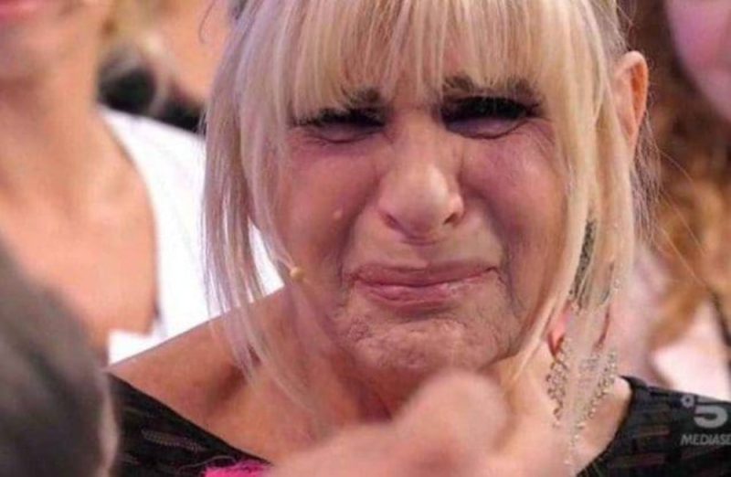 Galleria foto 'Uomini e Donne: “sei ingenua e ci sei cascata” | Altra batosta per Gemma' - foto 1