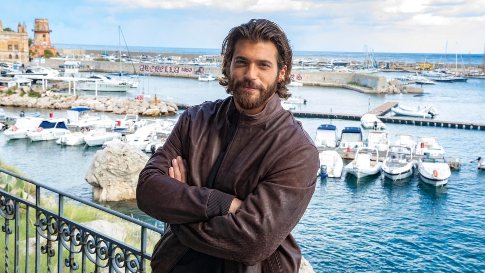 Can Yaman, confessione personale: “È la mia prima volta…”