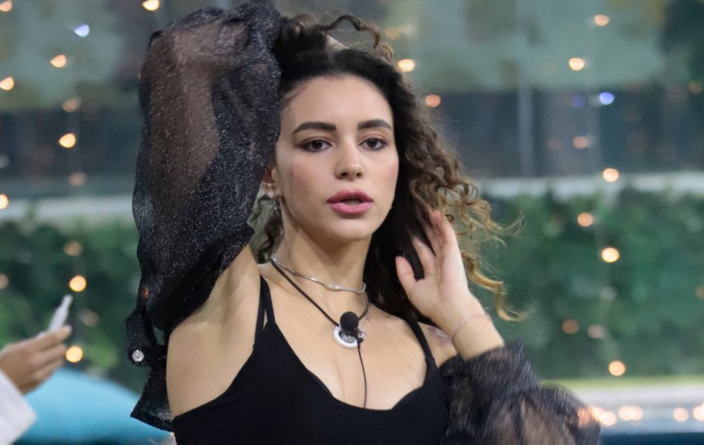 Gf Vip, Jessica ammette senza filtri: “Ne vorrei molti di più però…”