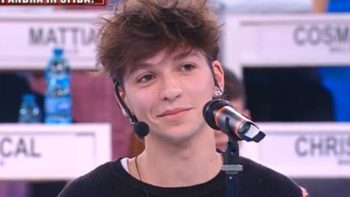 Amici 21, Luigi Strangis: chi è il Cantante che ha Rubato il Cuore di Carola