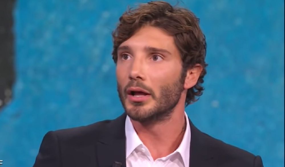 Stefano De Martino sulla storia con Belen: “La conosco ma non voglio…”