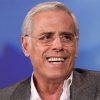Belve, Teo Teocoli Choc su una Famosa Showgirl: “E’ un travestito”