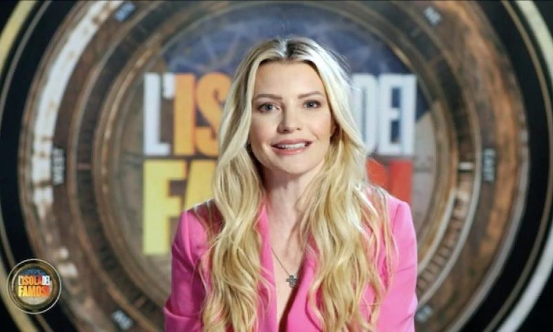 Galleria foto 'Isola dei Famosi, spiazzante retroscena di Licia Nunez: “Ho fatto finta di…”' - foto 1