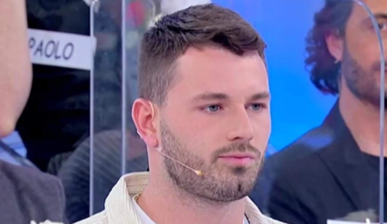 “Federico vai sul trono”: il web fa un appello dopo l’eliminazione da Uomini e Donne