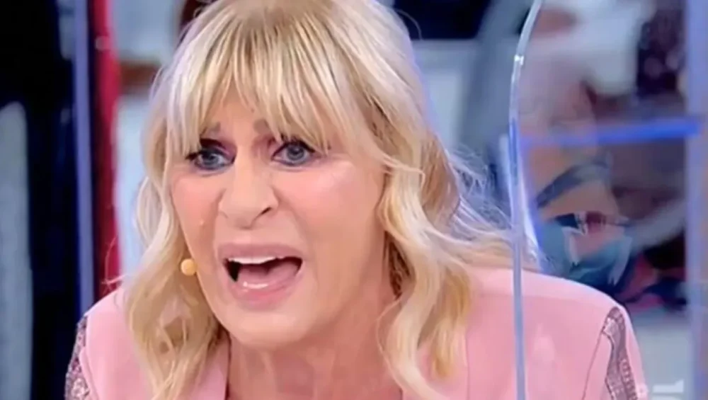Uomini e Donne, anticipazioni 25 maggio: brutte notizie per Gemma, torna proprio lei