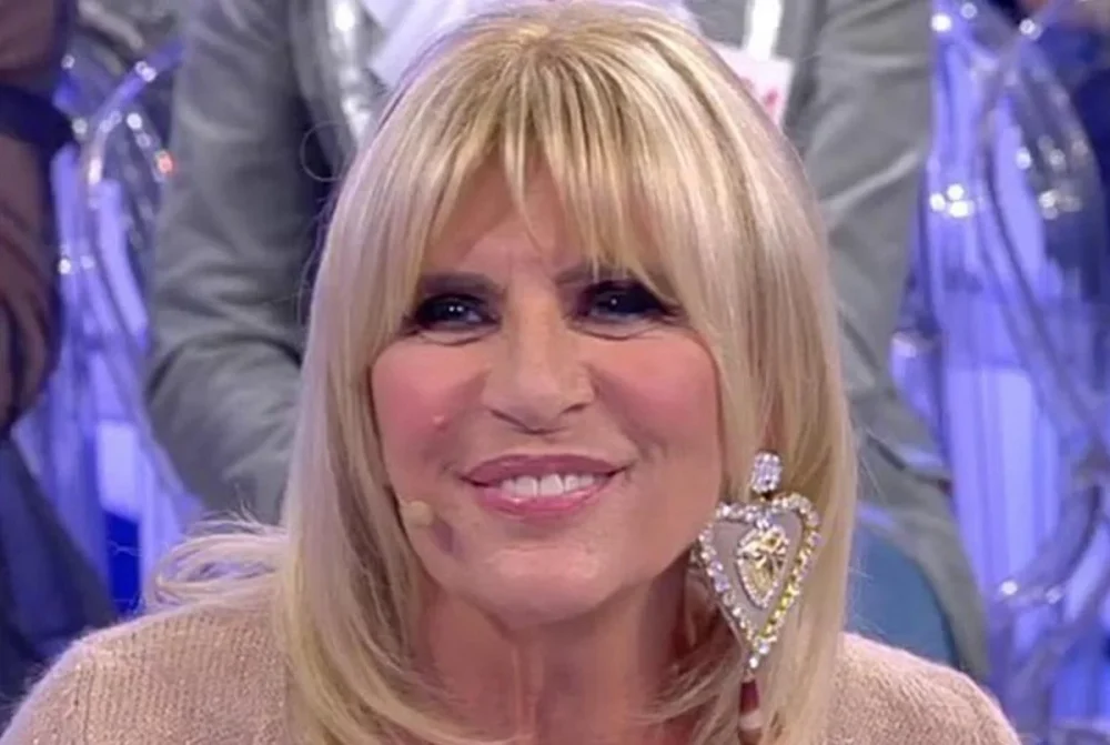 Uomini e Donne, Gemma Galgani innamorata persa: uscirà dallo studio proprio con lui