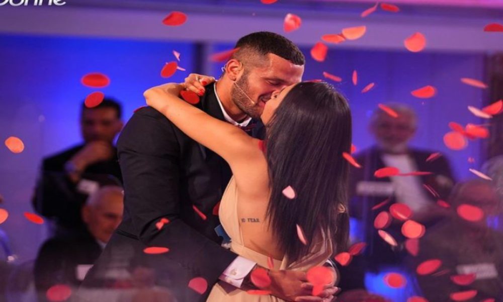 Uomini e Donne, Luca e Soraia stanno insieme: le prime immagini social
