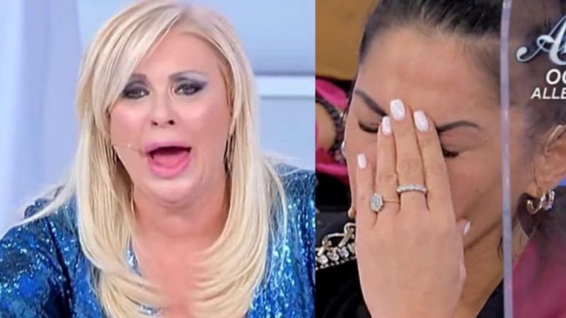 Galleria foto 'Uomini e Donne, anticipazioni: Tina Cipollari va su tutte le furie per la scelta di Ida' - foto 1