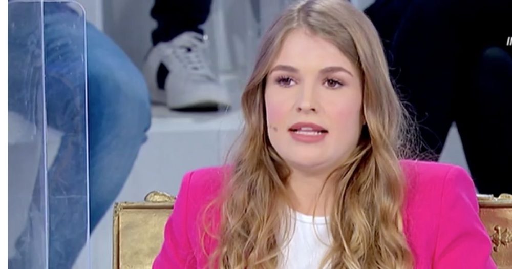 Uomini e Donne, Veronica Rimondi ammette: “Il bacio ha complicato le cose”