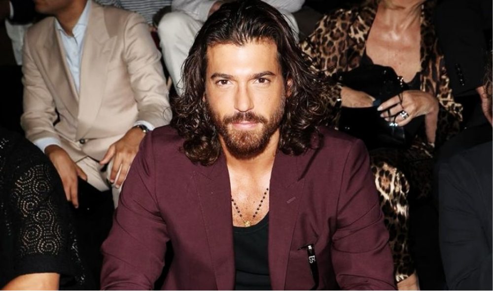 Can Yaman innamorato? Una Ig Stories insospettisce i fan!
