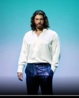 Can Yaman pubblicato spot Mercedes Benz1
