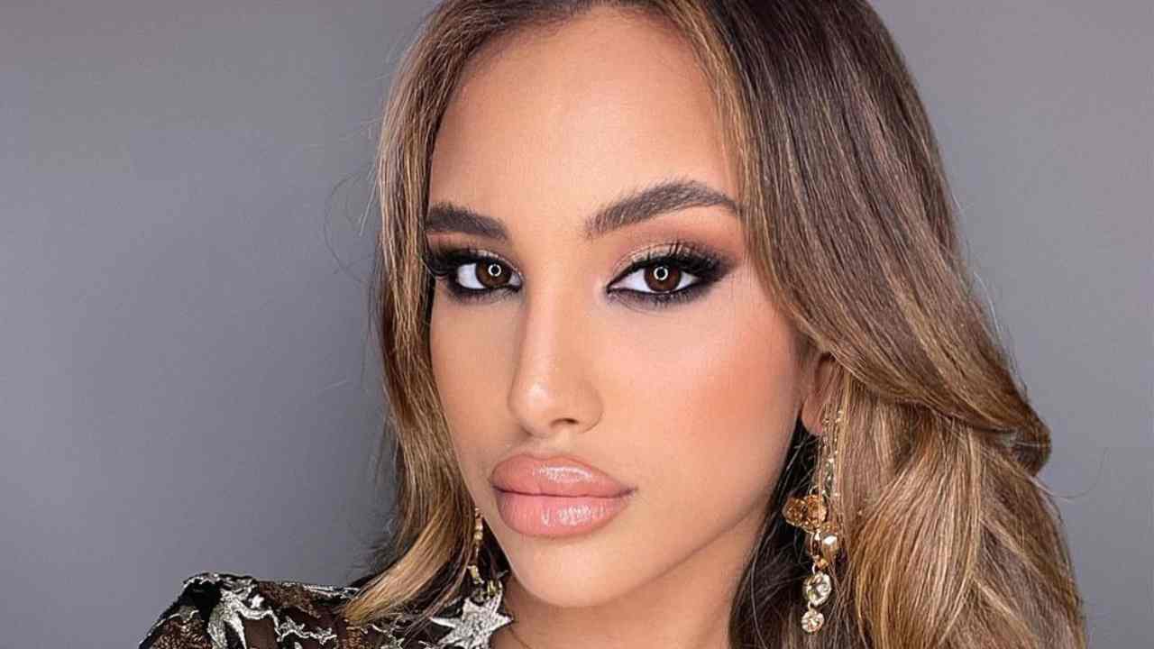 Gf Vip, Clarissa Selassié ‘snobba’ l’intervista e poi stronca sui social Giada Di Miceli FOTO
