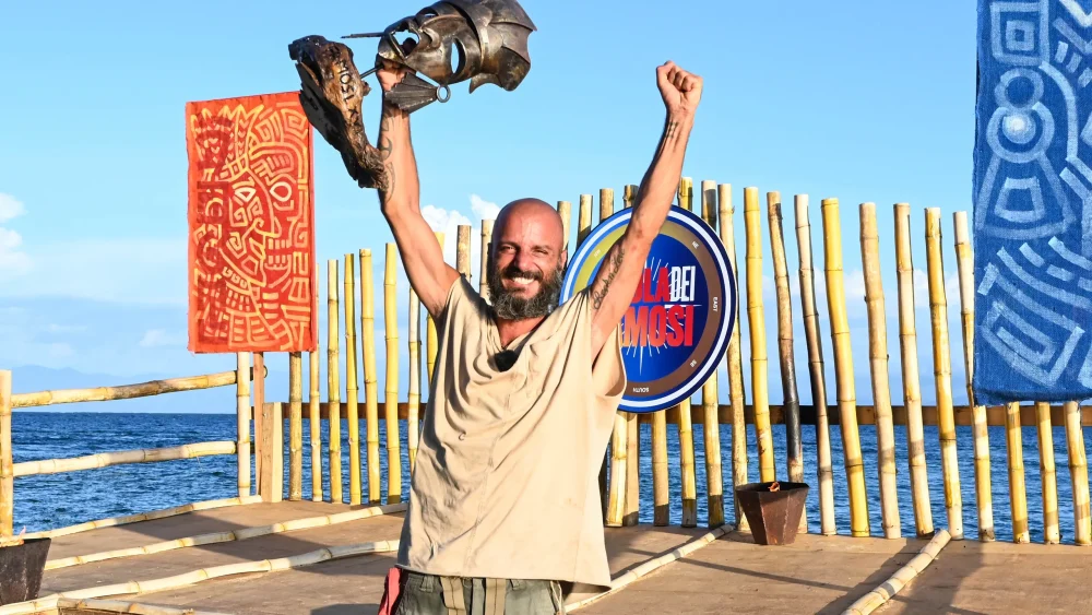 Isola dei Famosi, Nicolas Vaporidis è il vincitore ma qualcosa va storto: la gaffe di Ilary