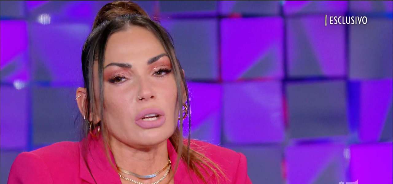 Uomini e Donne, Ida Platano decisa lo annuncia sui social: “Cambiamenti, cambiamenti”