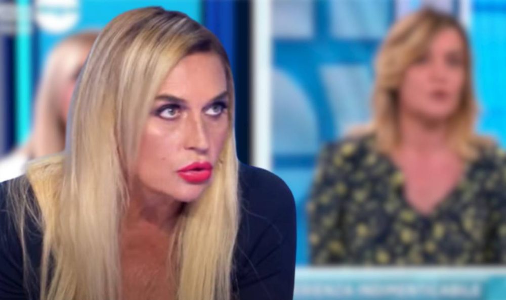 Isola dei Famosi, Lory Del Santo spara a zero su di lui: “Viscido e venduto!”