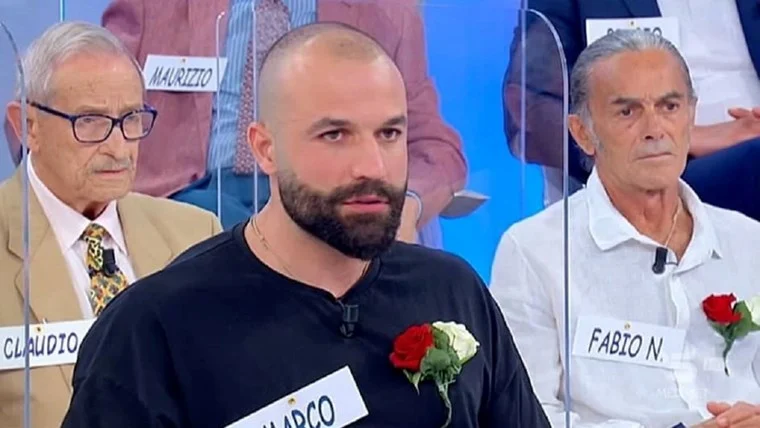 Uomini e Donne, Marco e lo spiazzante retroscena: “Quando Ida usciva con me, Riccardo voleva…”