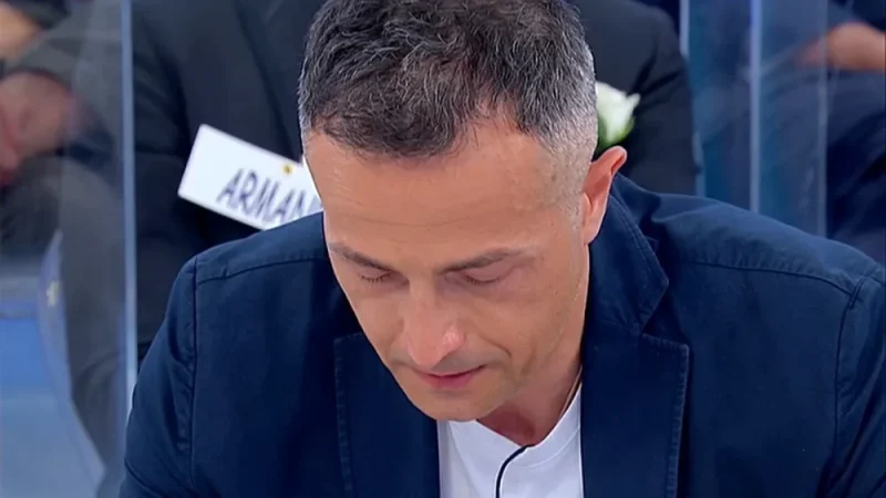 Galleria foto 'Uomini e Donne, Riccardo Guarnieri lo ammette solo ora: come sono andate le cose con Ida' - foto 1