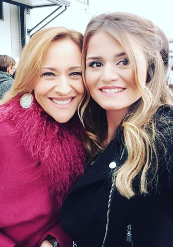 Galleria foto 'Un Posto al Sole, ecco com’è Silvia Graziani nella vita reale' - foto 2