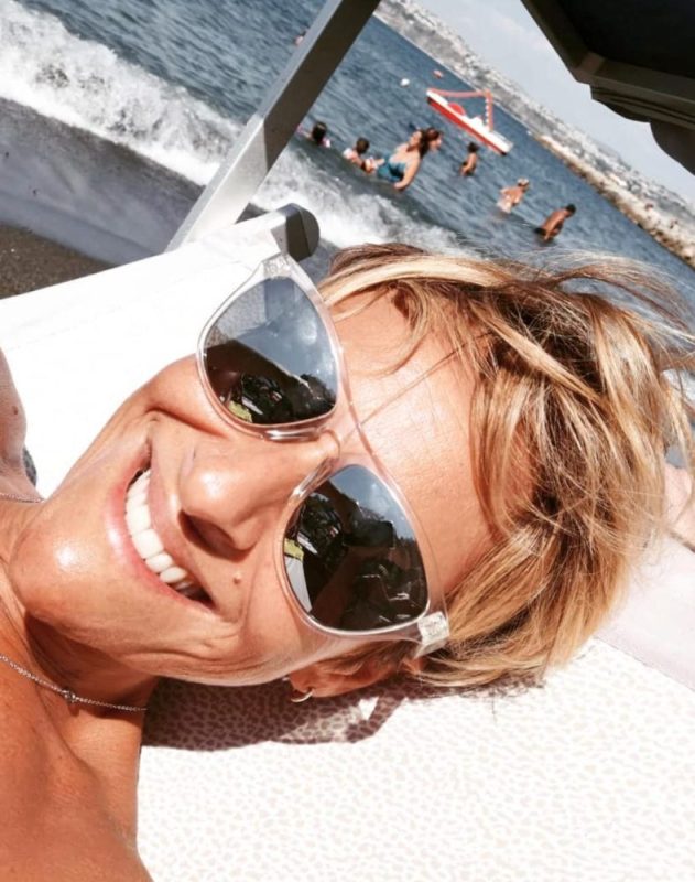 Galleria foto 'Un Posto al Sole, ecco com’è Silvia Graziani nella vita reale' - foto 1