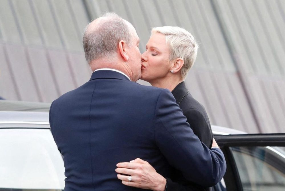 Alberto di Monaco e Charlene ancora in crisi? Tutta la verità sul bacio in Norvegia