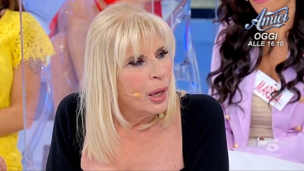 Uomini e Donne, Gemma Galgani non si risparmia su Riccardo: “Che si chiarisca le idee”