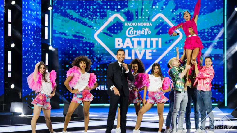 Amici, chi sono gli ex allievi nel cast di Battiti Live, i nomi a sorpresa