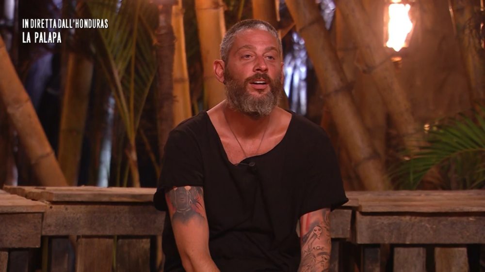 Isola dei Famosi, Edoardo Tavassi costretto a ritirarsi, Guendalina si ribella