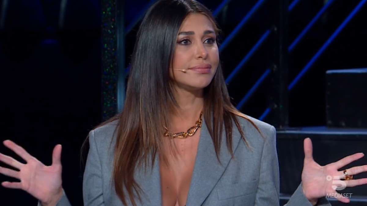 Belèn Rodriguez sbaglia la ricetta della tradizione pugliese