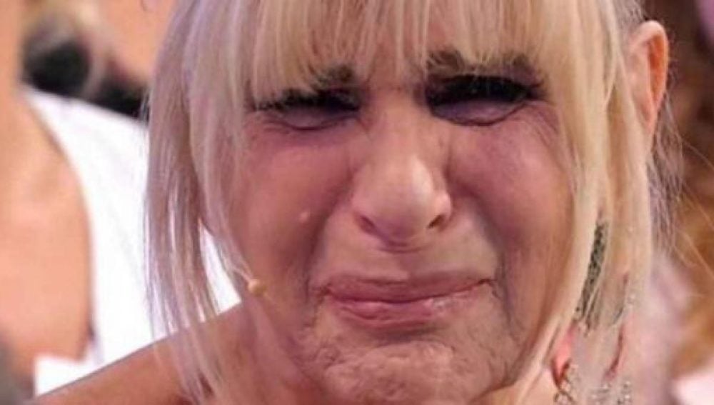 Uomini e Donne, Gemma Galgani sommersa dalle critiche: la FOTO urla allo ‘scandalo’