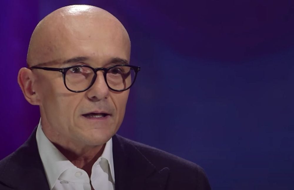 Gf Vip, Alfonso Signorini sotto shock: Maurizio Costanzo senza filtri sulla Bruganelli