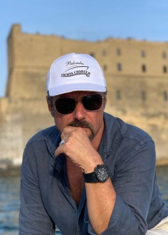 Galleria foto 'Un Posto al Sole: Ecco com’è Michele Saviani nella vita reale' - foto 3