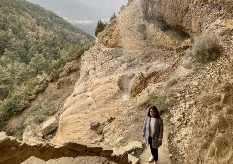 Galleria foto 'Una Vita, ecco com’è Dori Navarro nella vita reale' - foto 3