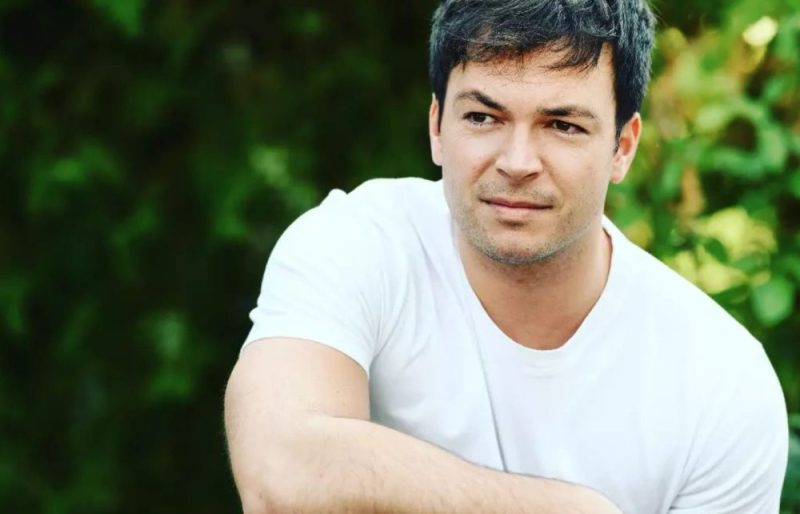 Galleria foto 'Una Vita, vi ricordate Pablo Blasco Serranella? Ecco com’è l’attore oggi' - foto 3