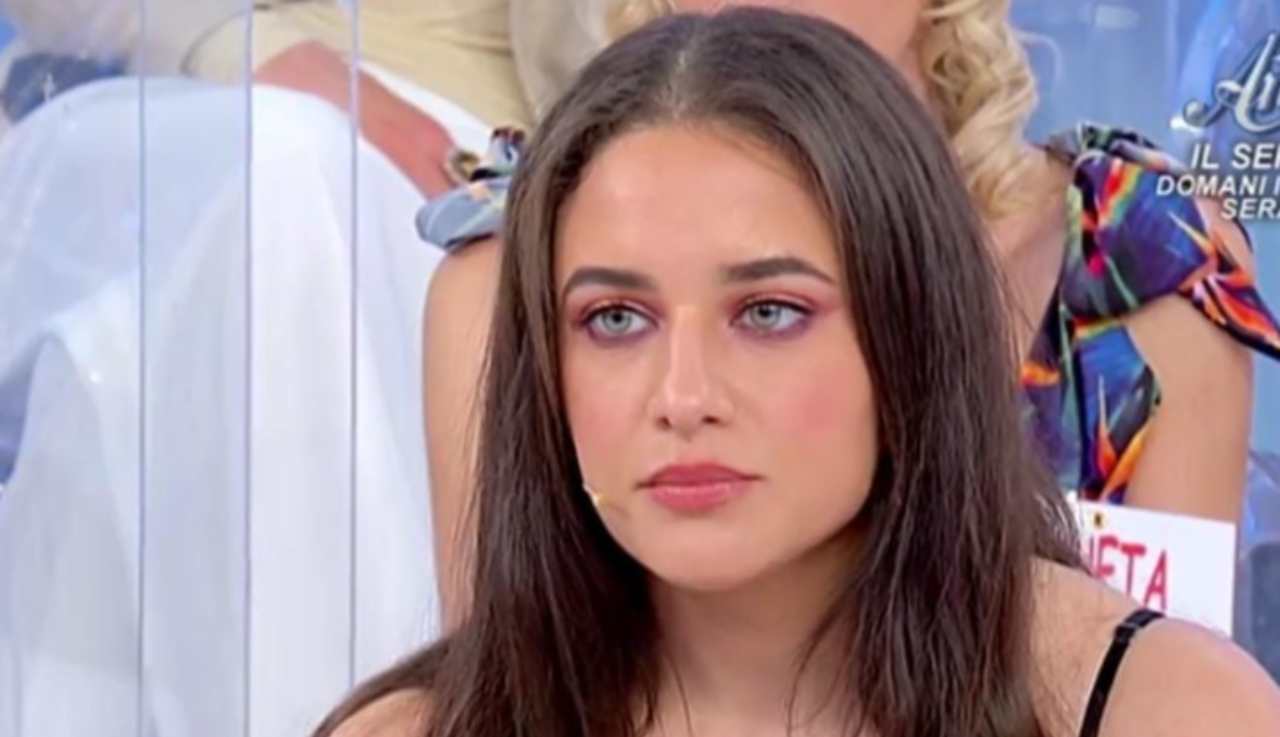 Uomini e Donne, Lilli Pugliese senza parole: scartata dal trono