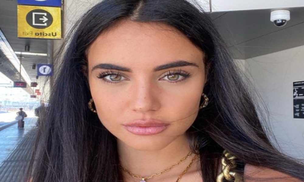 Uomini e Donne, Valeria Cardone torna sui social dopo l’addio a Matteo Ranieri e…
