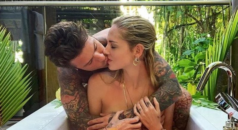 Galleria foto 'Chiara Ferragni e Fedez, imprevisti ai primi appuntamenti: “Veniva in camera mia tutte le notti, ma…”' - foto 1