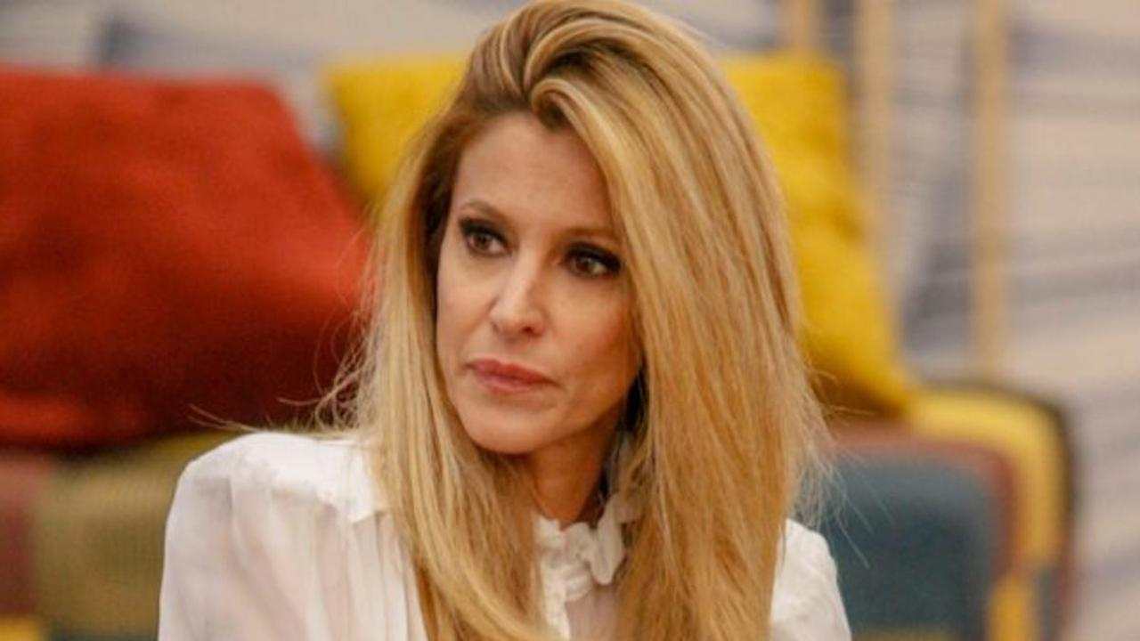 Gf Vip, Adriana Volpe e il retroscena sulla figlia: “Giselle ha la…”