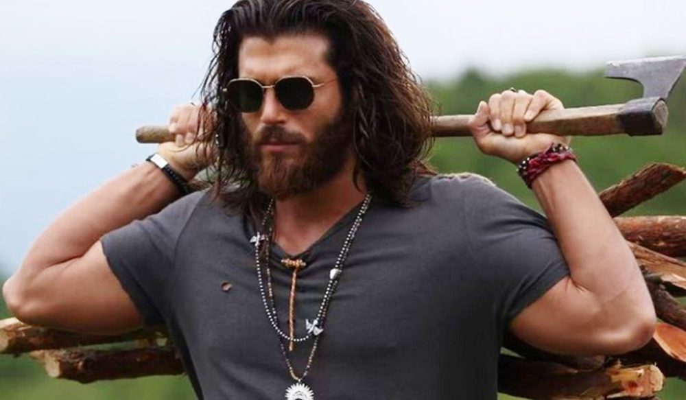 Can Yaman, il remake di Sandokan di nuovo a rischio? Fan preoccupati